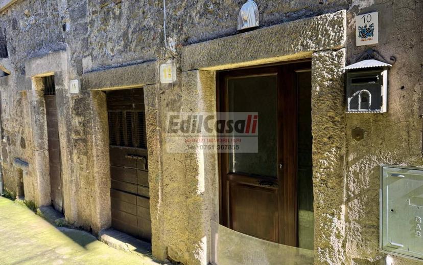 Quadrilocale piazza del Duomo, Centro, Bomarzo — foto 11 di 23