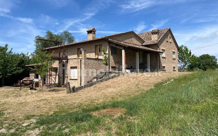 Casa colonica via Sant'Egidio, Urbino — foto 26 di 29