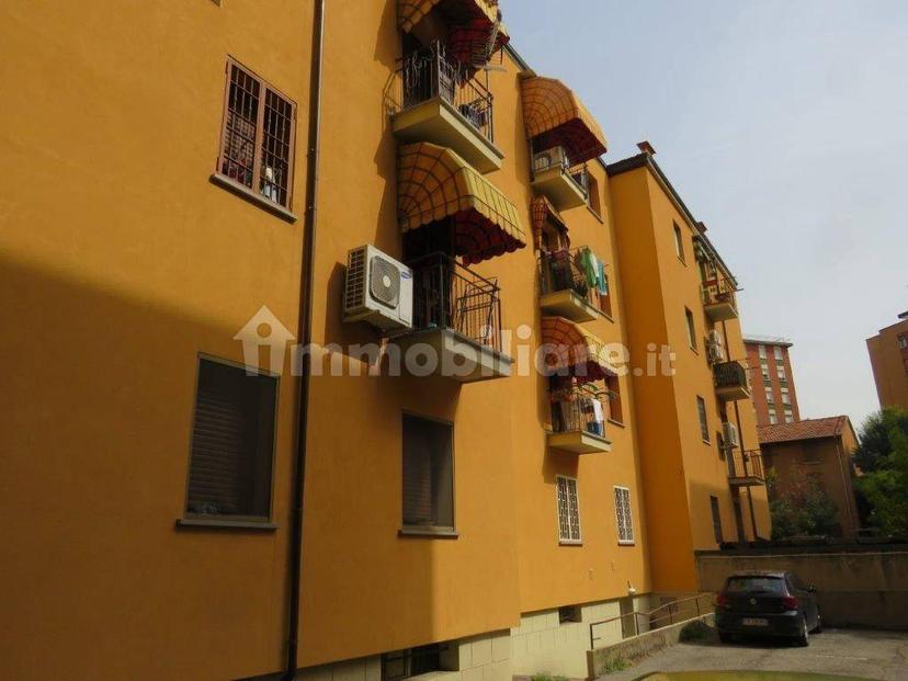 Bilocale buono stato, piano rialzato, Mazzini - Fossolo, Bologna