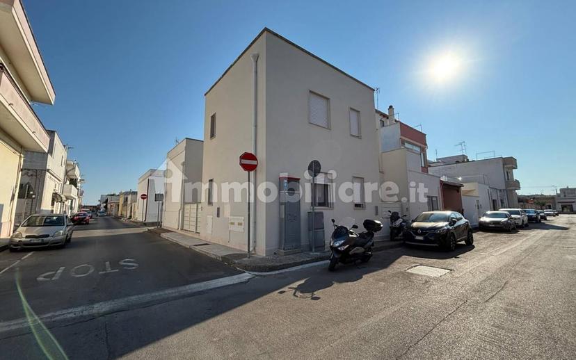 Trilocale via Vincenzo Monti 30, Centro, Melendugno — foto 11 di 12