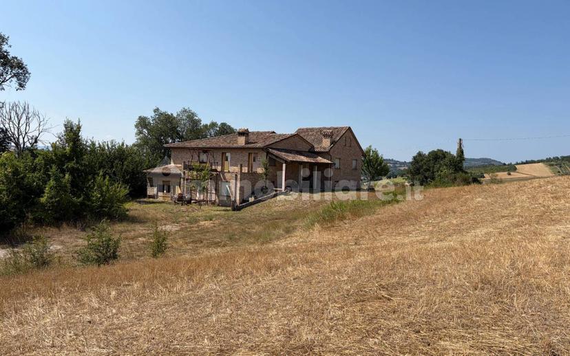 Casa colonica via Sant'Egidio, Urbino — foto 10 di 29