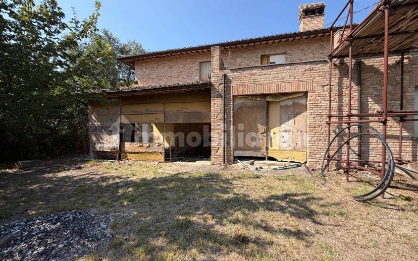 Casa colonica via Sant'Egidio, Urbino — foto 18 di 29