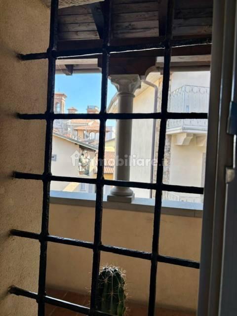 Mansarda via Tassis, Duomo - Piazza Vecchia, Bergamo — foto 3 di 11