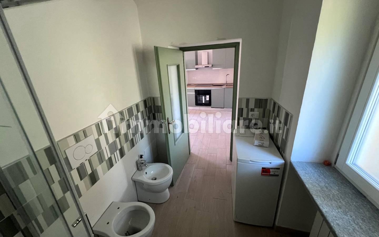 Bilocale via Quintino Sella 25, Centro Storico, Biella