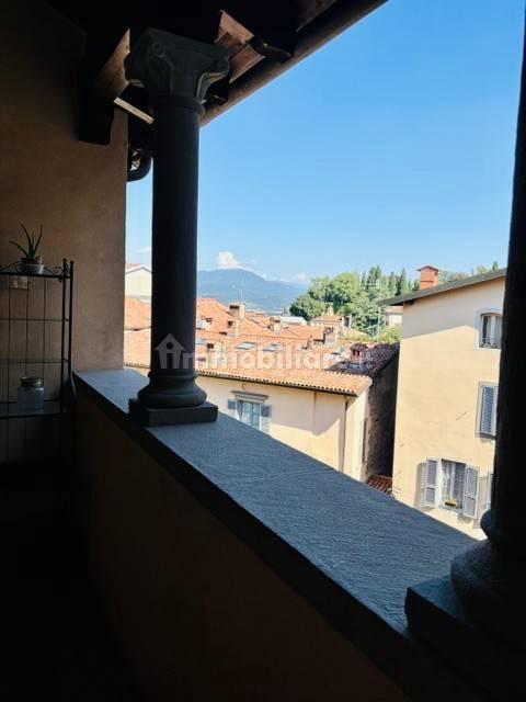 Mansarda via Tassis, Duomo - Piazza Vecchia, Bergamo — foto 11 di 11
