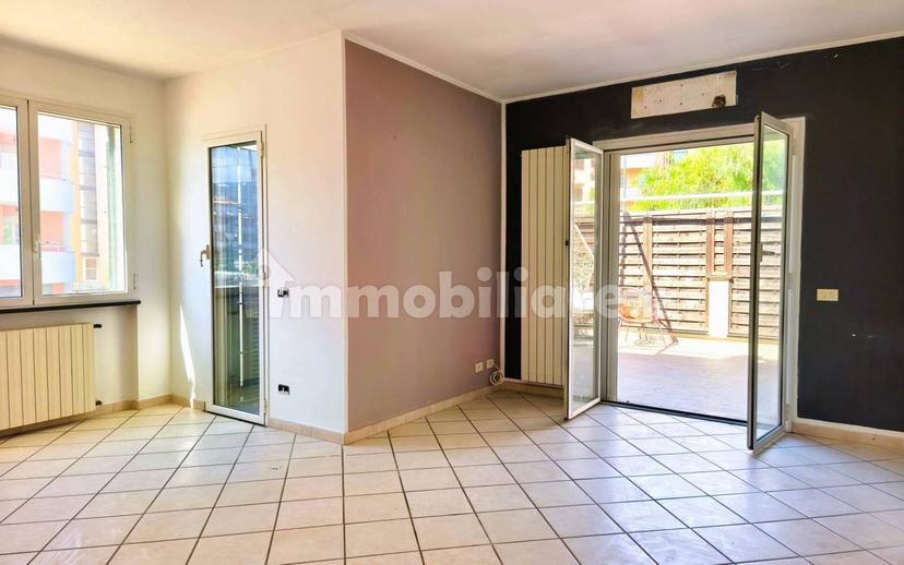 Quadrilocale via Giuseppe Mazzini 47, Centro, Albenga — foto 4 di 19