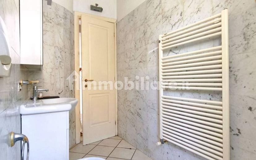 Quadrilocale via Giuseppe Mazzini 47, Centro, Albenga — foto 10 di 19