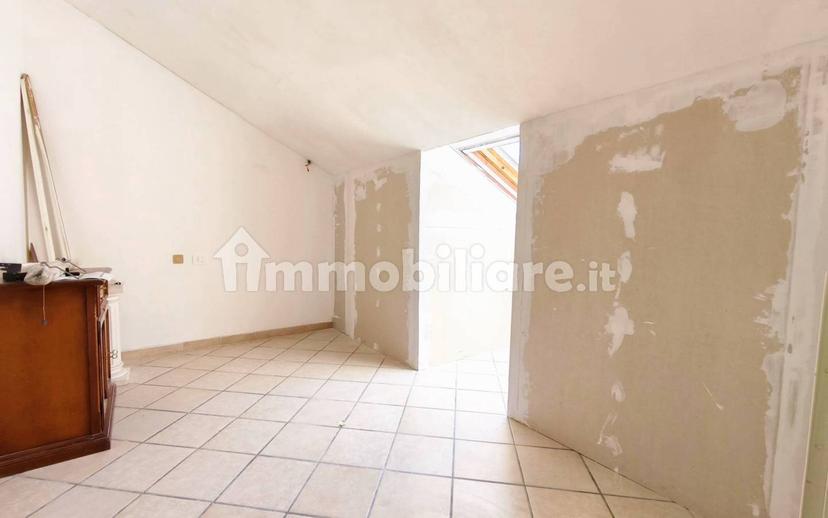 Quadrilocale via Giuseppe Mazzini 47, Centro, Albenga — foto 13 di 19
