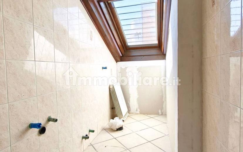 Quadrilocale via Giuseppe Mazzini 47, Centro, Albenga — foto 11 di 19