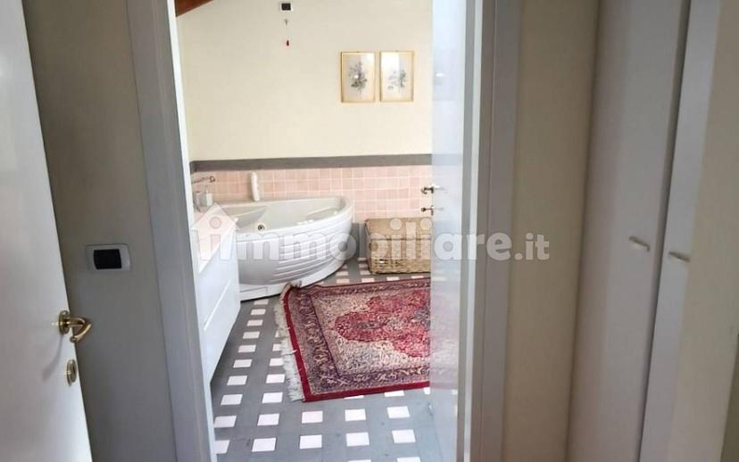 Villa unifamiliare via per Arona, Centro, Gozzano — foto 23 di 38
