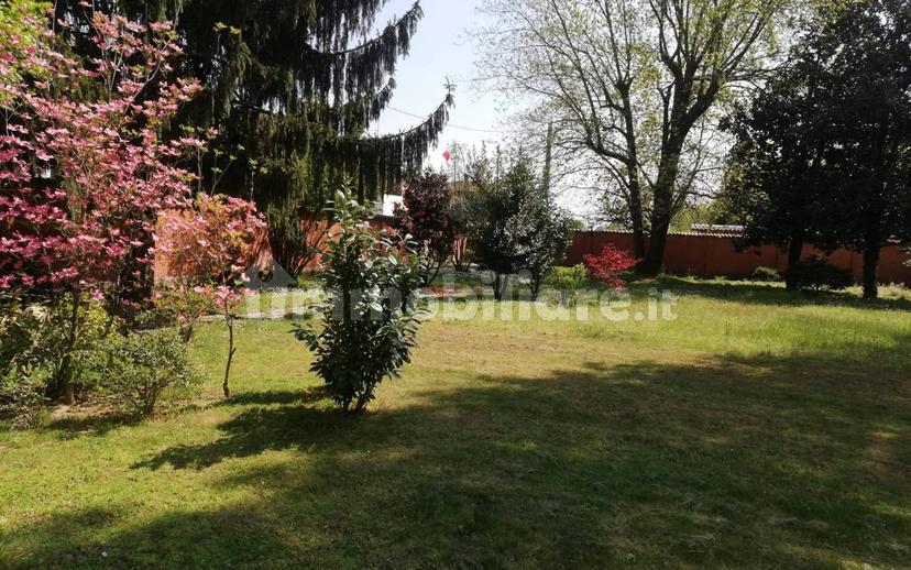 Villa unifamiliare via Roma, Sant'Angelo Lomellina — foto 3 di 9