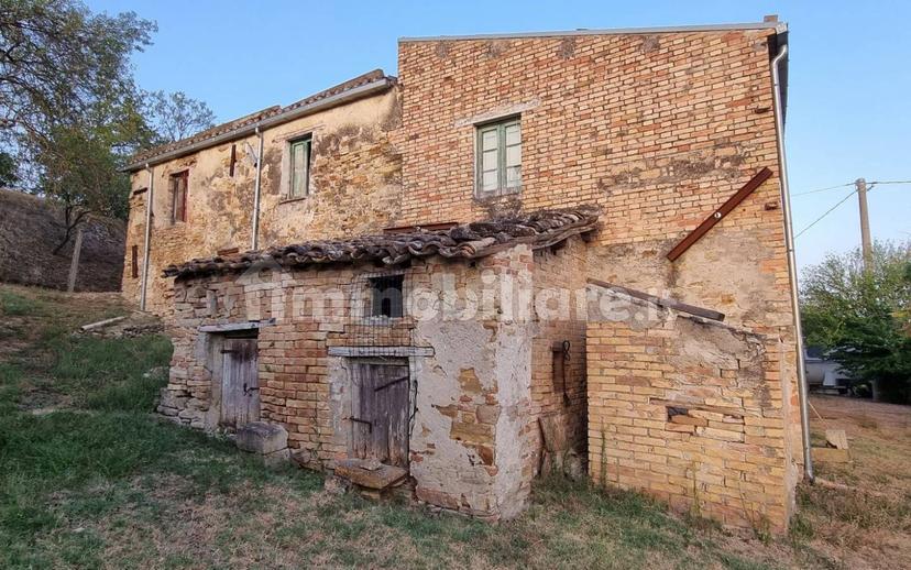 Rustico Sp75, Teramo — foto 3 di 8