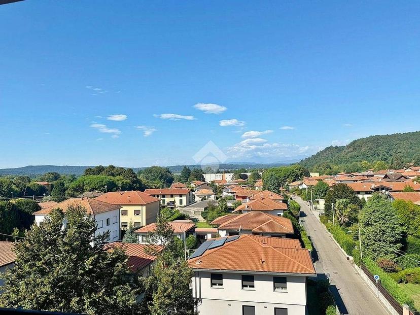 Trilocale via piave 83, Centro, Sesto Calende — foto 15 di 28