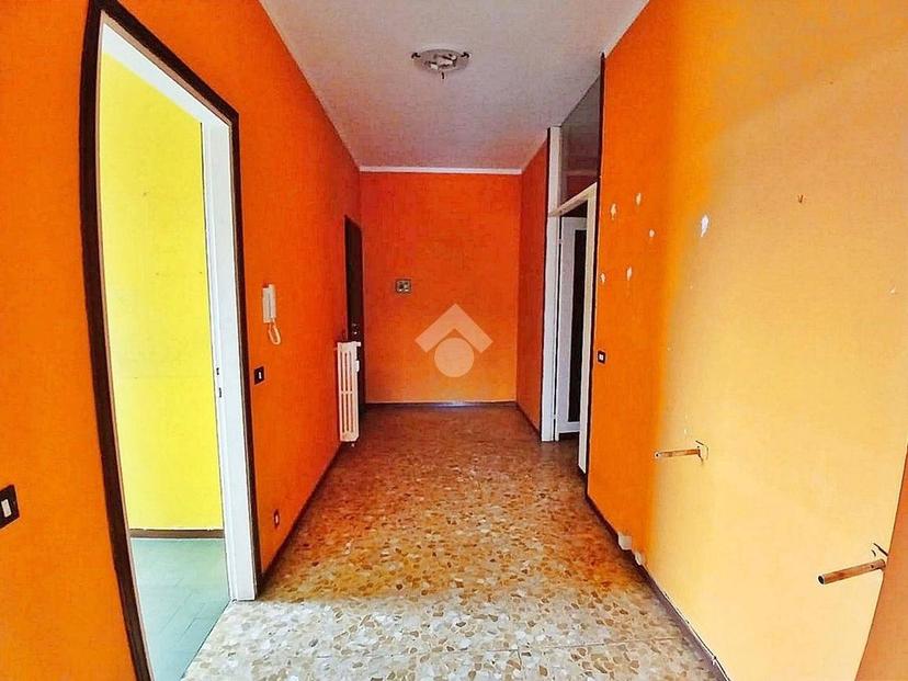 Trilocale via piave 83, Centro, Sesto Calende — foto 14 di 28