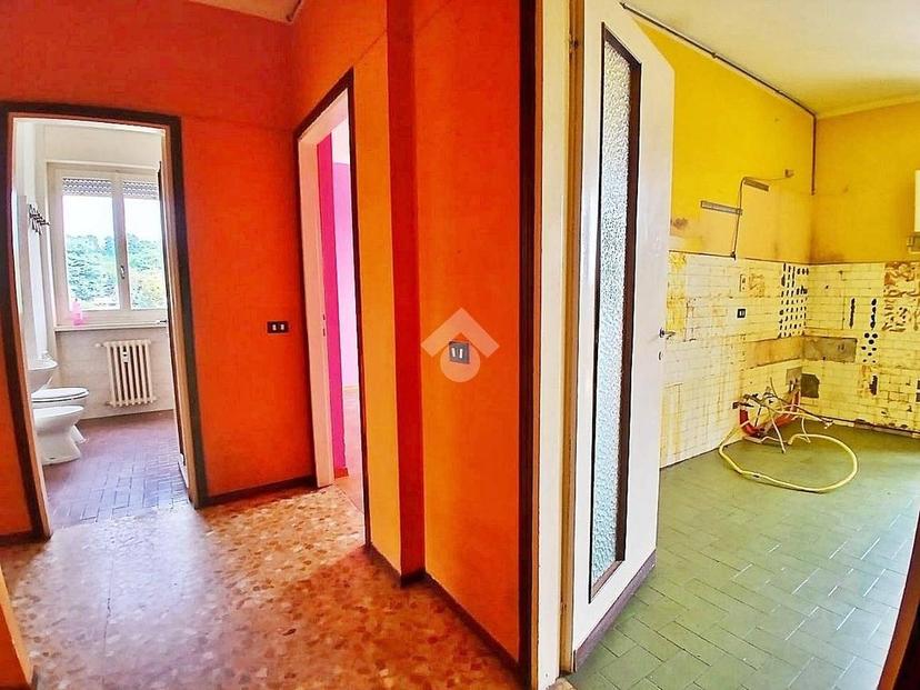 Trilocale via piave 83, Centro, Sesto Calende — foto 2 di 28