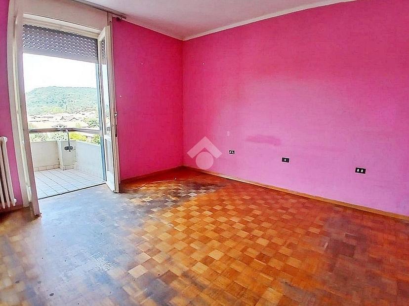 Trilocale via piave 83, Centro, Sesto Calende — foto 22 di 28