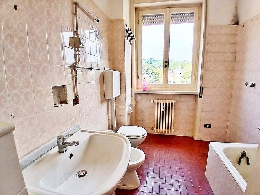 Trilocale via piave 83, Centro, Sesto Calende — foto 28 di 28