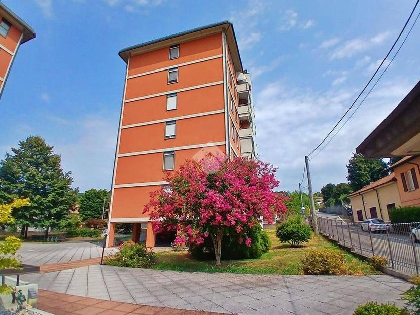 Trilocale via piave 83, Centro, Sesto Calende — foto 10 di 28