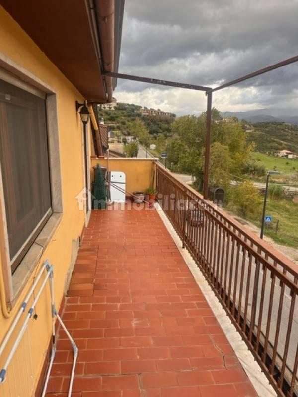 Trilocale viale della Concordia, Tivolille Pasquali Merenzata, Mendicino — foto 3 di 11