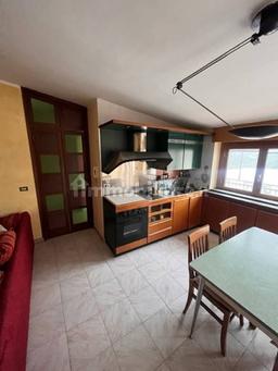 Trilocale viale della Concordia, Tivolille Pasquali Merenzata, Mendicino