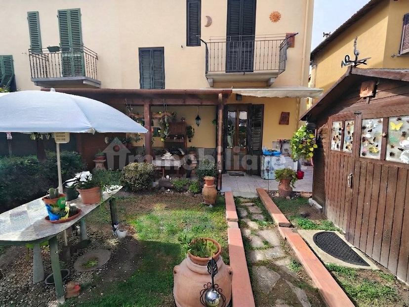 Terratetto plurifamiliare via 24 Maggio, Città, Montevarchi — foto 11 di 19