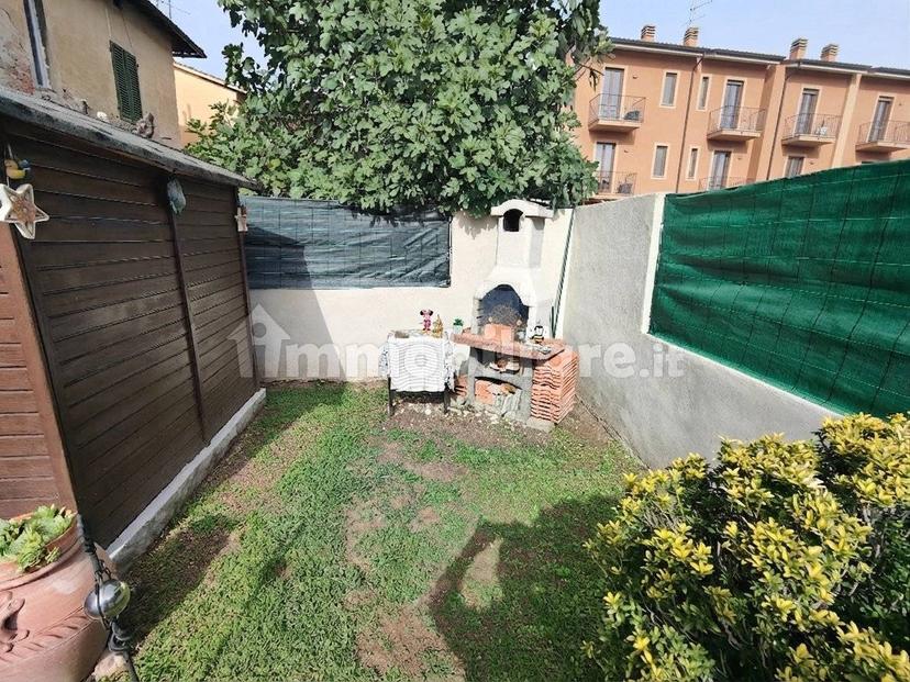 Terratetto plurifamiliare via 24 Maggio, Città, Montevarchi — foto 5 di 19
