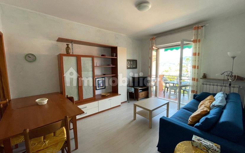 Trilocale largo Parodi 1, Centro, San Bartolomeo al Mare — foto 4 di 14