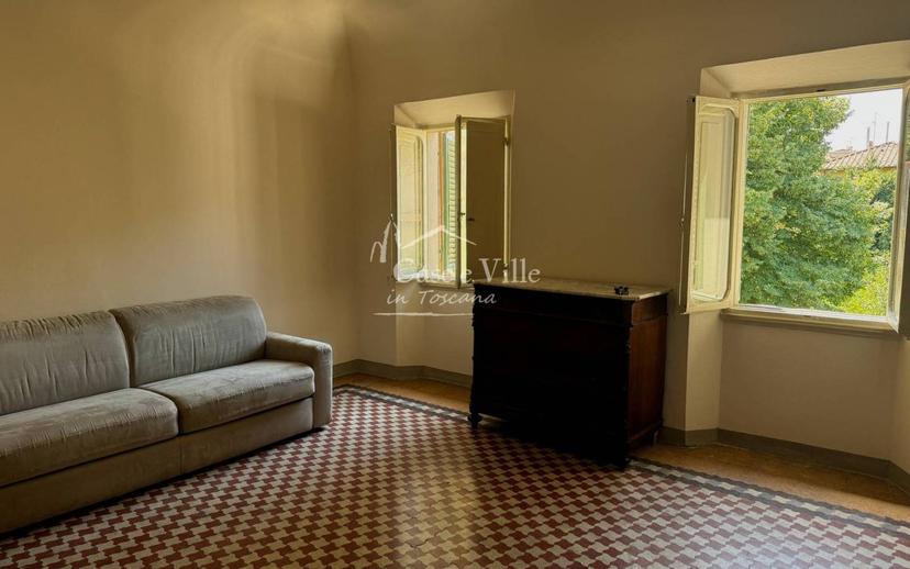 Trilocale piazza Sant'Agostino, Centro Storico - Duomo, Prato — foto 3 di 27