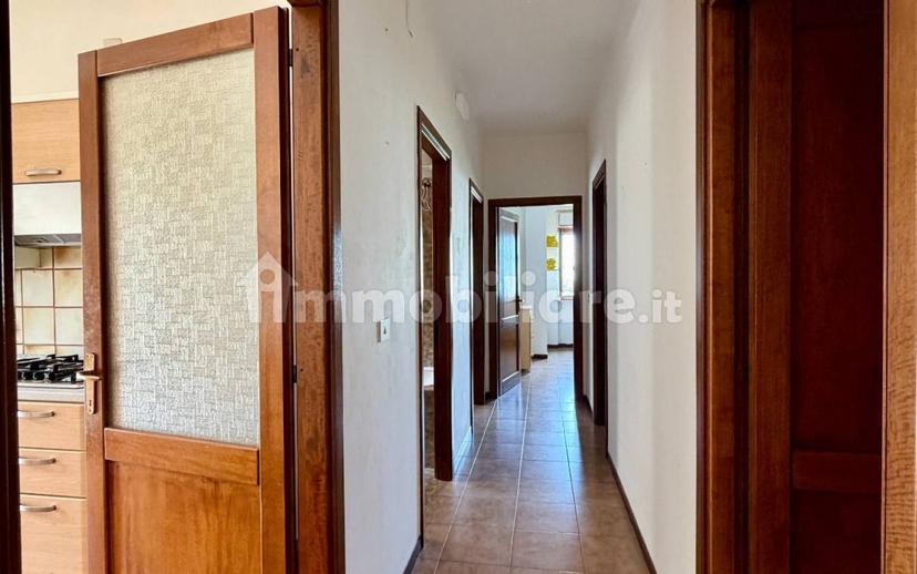 Trilocale via Fratelli Rosselli 4, Porcellana, Sassari