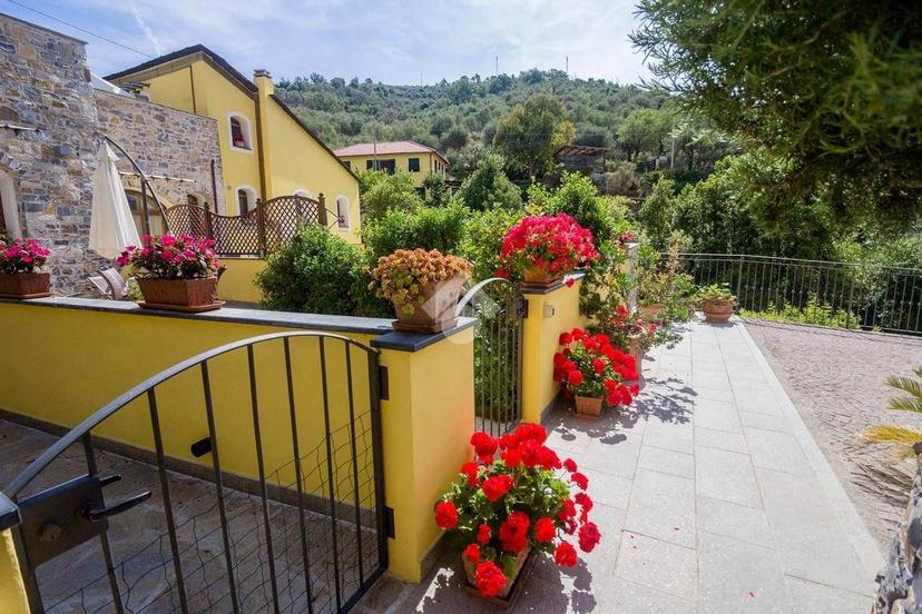 Terratetto plurifamiliare via Padre Nicola Montanaro, Borgo Sant'Agata, Borgo d'Oneglia, Costa d'Oneglia, Imperia — foto 4 di 17