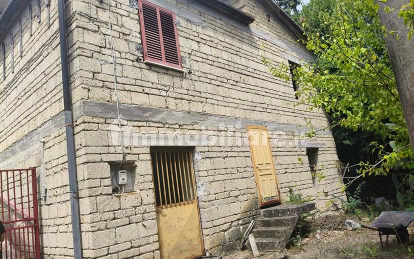 Terratetto unifamiliare via Cavone, Teano — foto 6 di 18