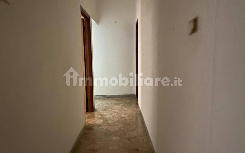 Quadrilocale via Pietro Castelli 9, Gravitelli, Messina