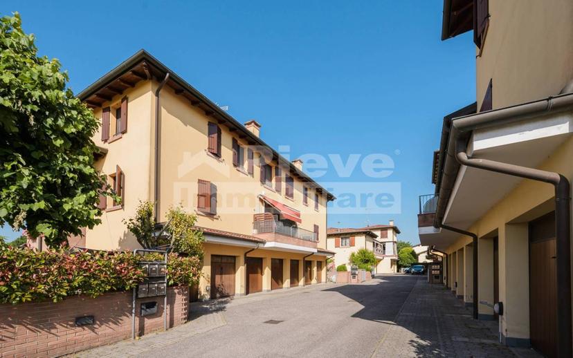 Trilocale via Spettoli 10, Corporeno, Cento — foto 39 di 43