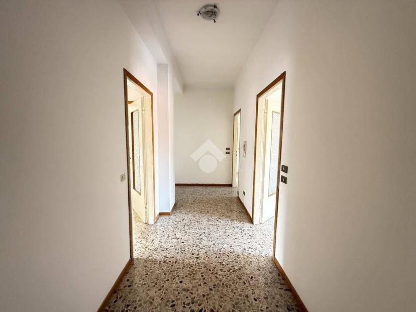 Trilocale via XXVI Aprile 9, Centro, Cisano Bergamasco — foto 5 di 16