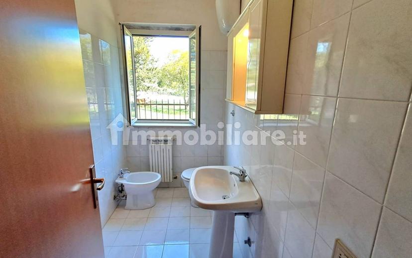 Quadrilocale viale dei Cerri, San Rocco, Caprarola — foto 3 di 11