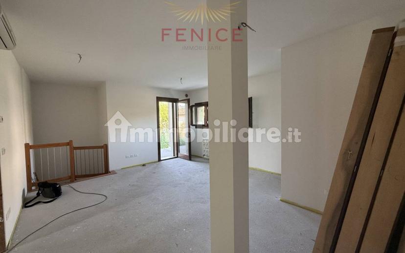 Quadrilocale via Dei Fioretti 14, Centro, Colle Umberto — foto 9 di 30