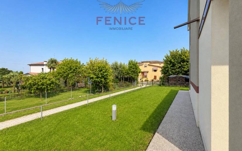 Quadrilocale via Dei Fioretti 14, Centro, Colle Umberto — foto 2 di 30