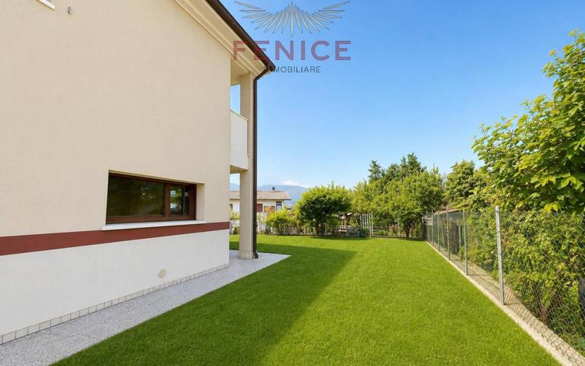Quadrilocale via Dei Fioretti 14, Centro, Colle Umberto — foto 14 di 30