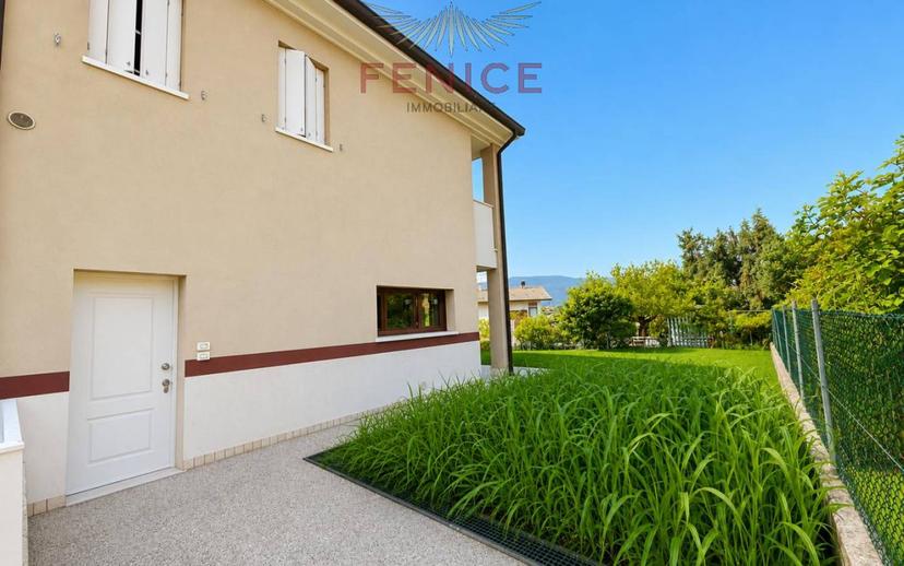 Quadrilocale via Dei Fioretti 14, Centro, Colle Umberto — foto 5 di 30