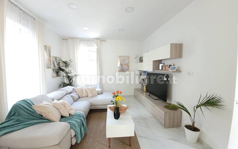Villa unifamiliare viale Trieste, Centro, Olgiate Comasco — foto 21 di 31