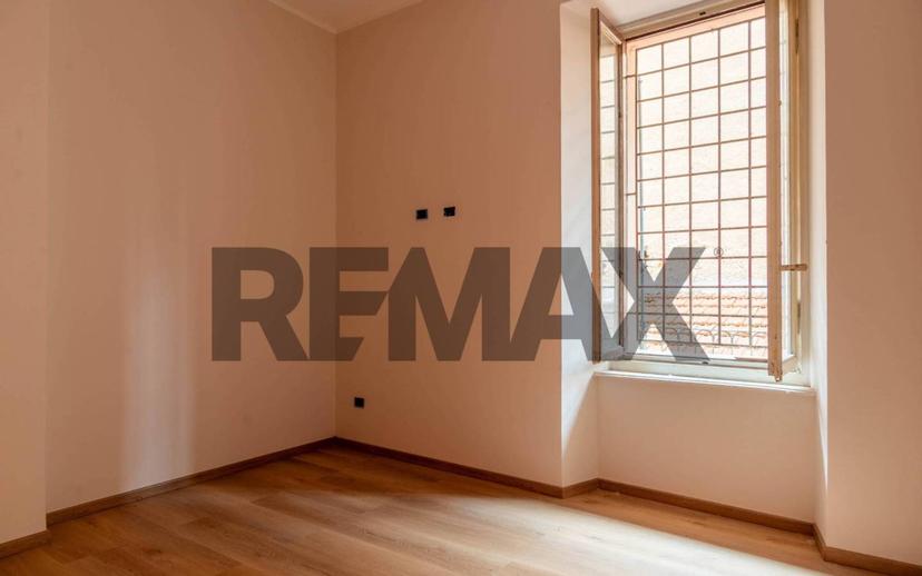Bilocale piazza Martiri 28, Centro, Borgomanero — foto 12 di 18