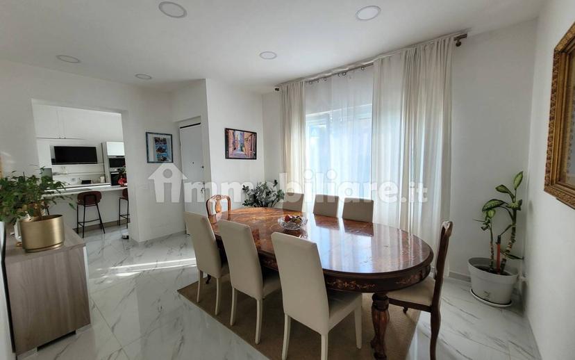 Villa unifamiliare viale Trieste, Centro, Olgiate Comasco — foto 6 di 31