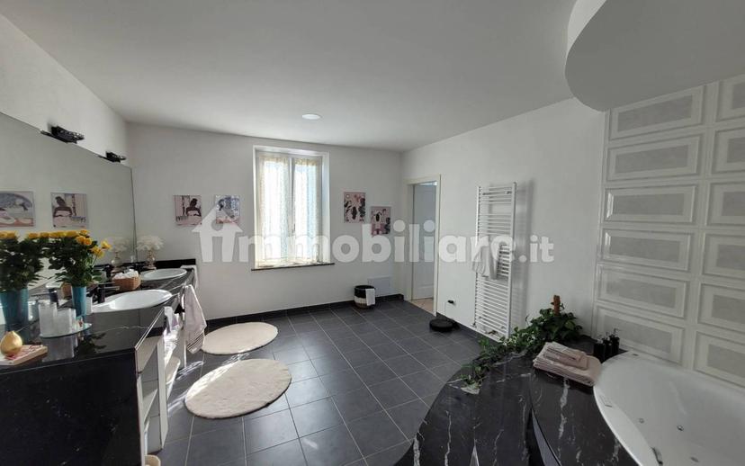 Villa unifamiliare viale Trieste, Centro, Olgiate Comasco — foto 11 di 31