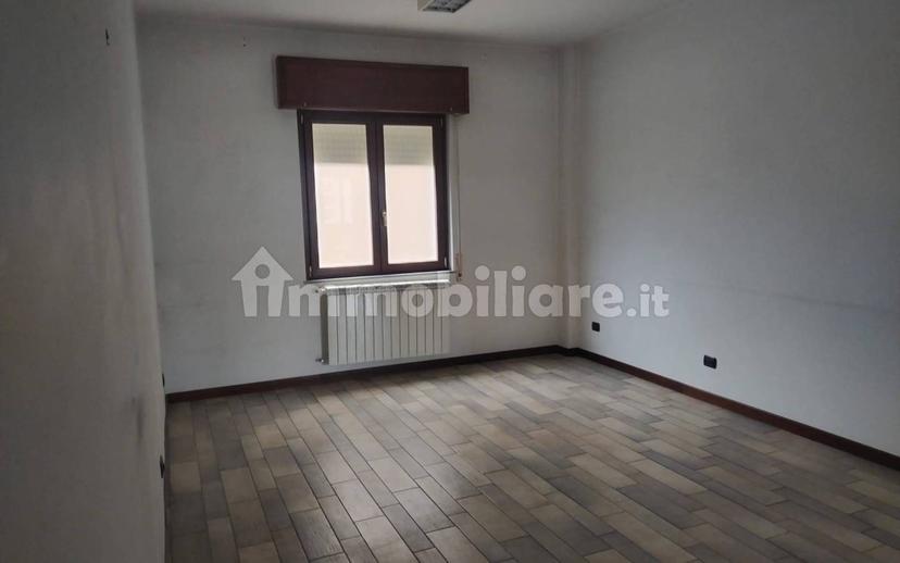 Trilocale corso Dante Alighieri, Centro Storico, Benevento — foto 9 di 10