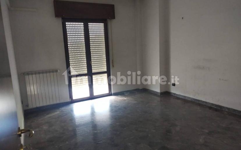 Trilocale corso Dante Alighieri, Centro Storico, Benevento — foto 3 di 10