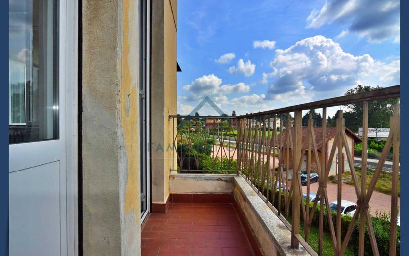 Trilocale via Alessandro Volta, Centro, Gazzada Schianno — foto 12 di 26