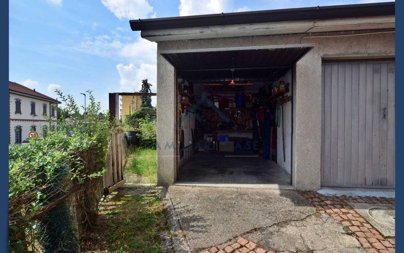 Trilocale via Alessandro Volta, Centro, Gazzada Schianno — foto 24 di 26