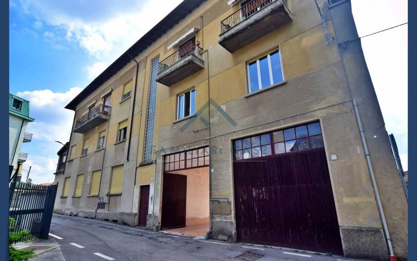 Trilocale via Alessandro Volta, Centro, Gazzada Schianno — foto 4 di 26