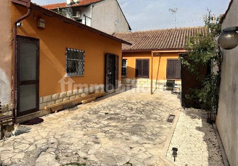 Terratetto unifamiliare via Emile Zola, 4, Centro, Avezzano — foto 6 di 20