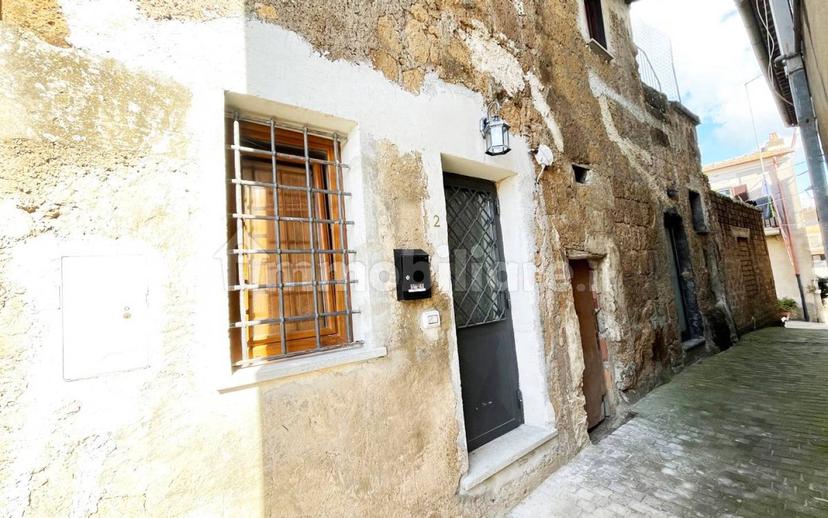 Bilocale via Porta Vecchia, 2, Centro, Castel Sant'Elia — foto 3 di 12